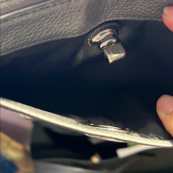 Vintage Coach Gray Leather Wristlet with Silver Hardware - Picture 4 of 6